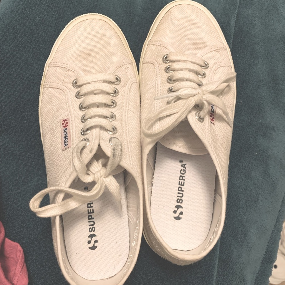 Superga Cotu 39.5/8.5 White Sneakers as worn by Kate Middleton! VGUC